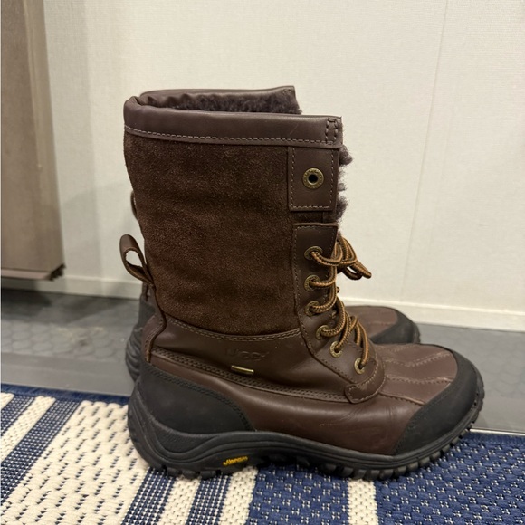 UGG ADIRONDACK 7.5 Women's Outdoor Waterproof Brown Leather Suede Boot Winter - Picture 9 of 16